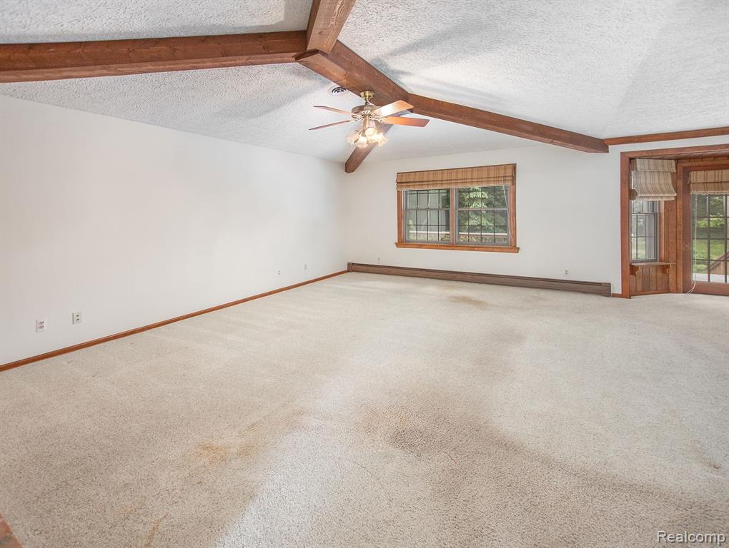 3550 Winter Creek Road Rochester Hills, MI 48307 - Photo 6 of 28
