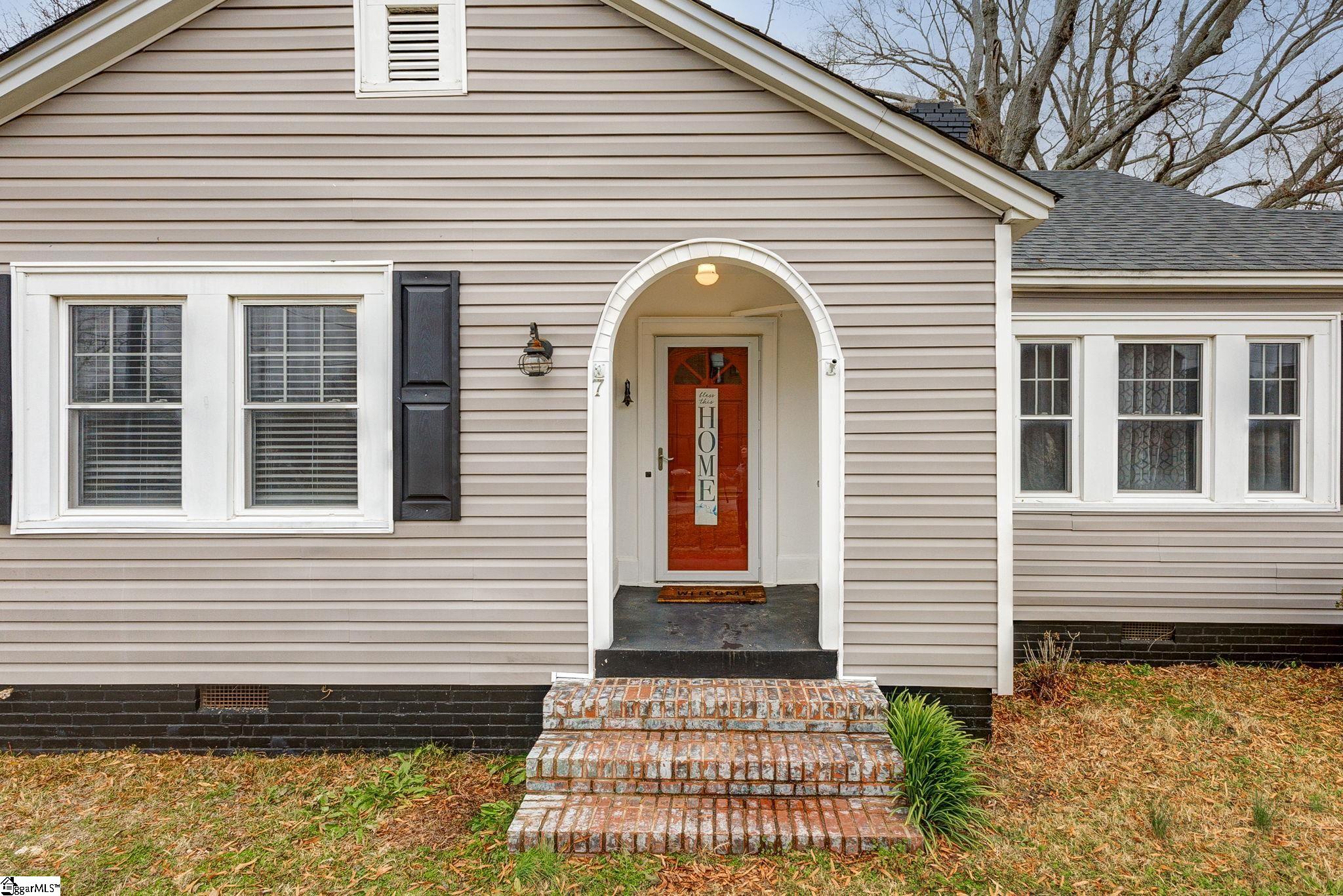 7 George Street Honea Path, SC 29654 - Photo 2 of 37