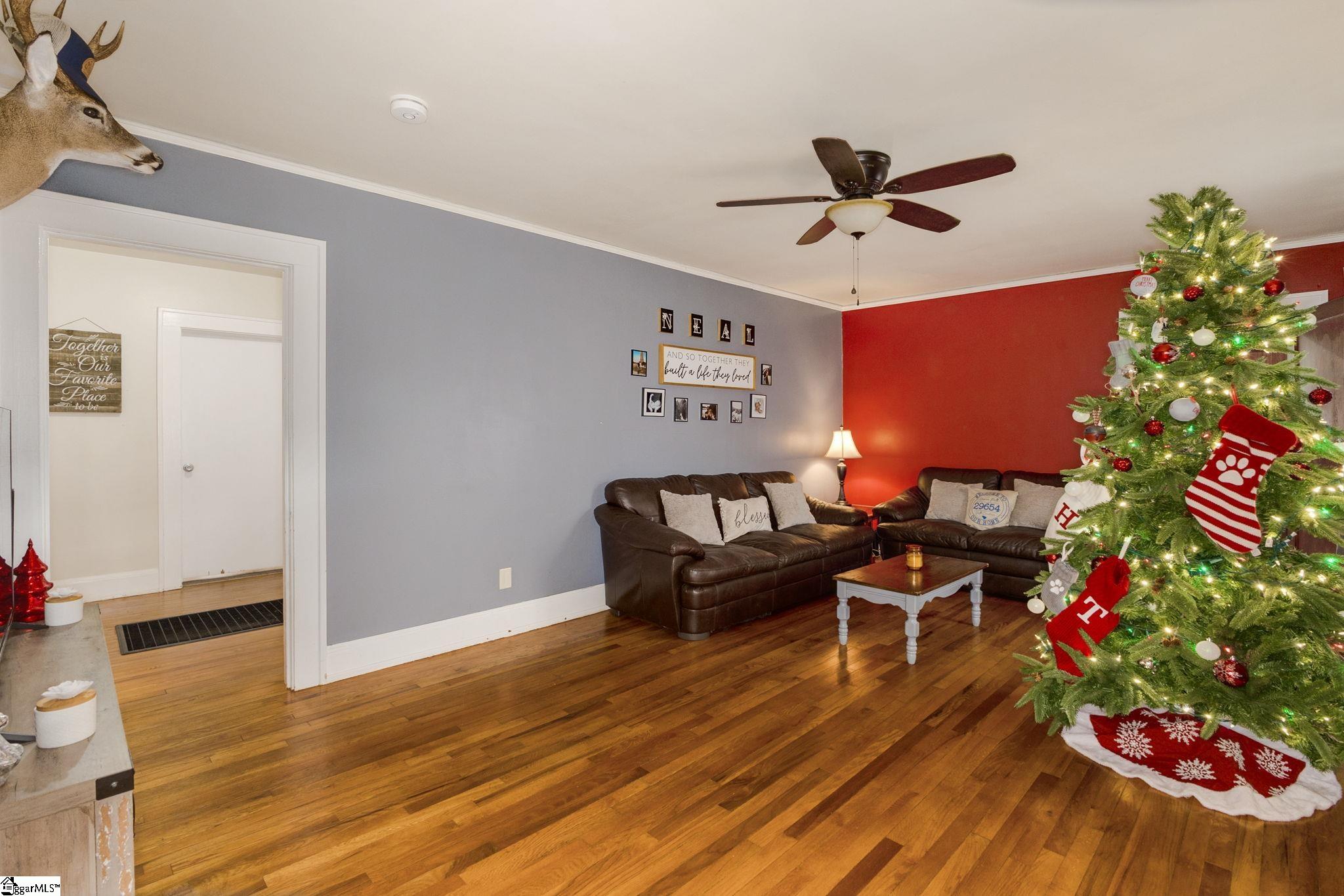 7 George Street Honea Path, SC 29654 - Photo 5 of 37