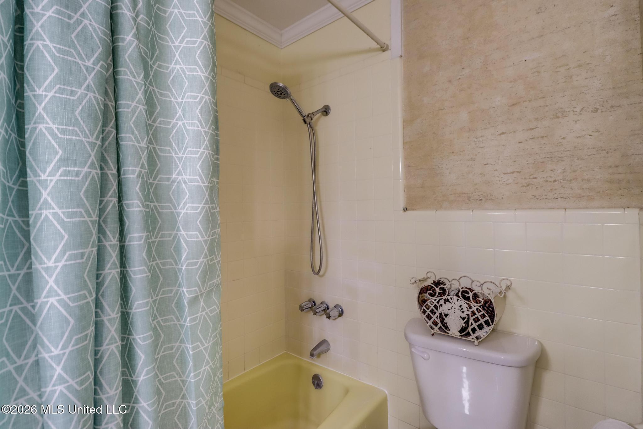 20092 Pineville Road Long Beach, MS 39560 - Photo 20 of 38 hall bath