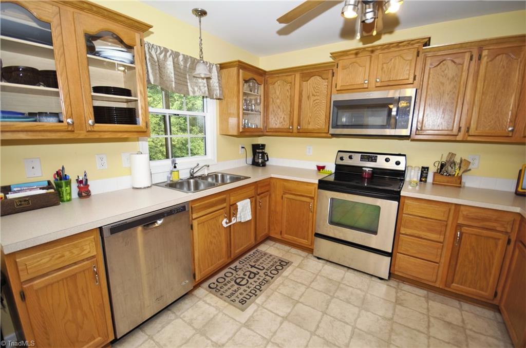 363 Northwest Elementary Road Lexington, NC 27295 - Photo 10 of 26 Gallery Image 10