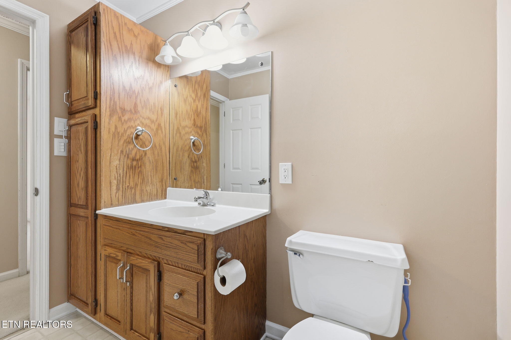 211 Connors Circle Oak Ridge, TN 37830 - Photo 44 of 56 45-web-or-mls-3F1A8737