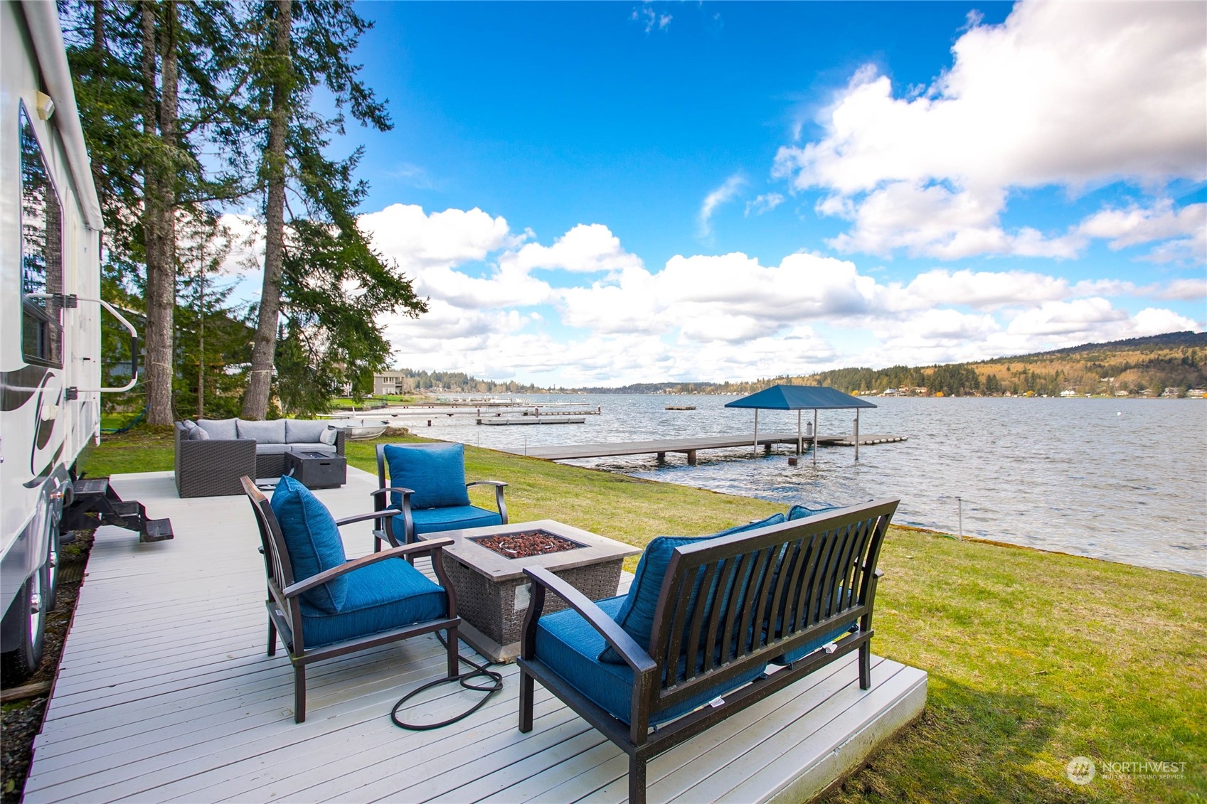 2652 Lake Whatcom Boulevard Bellingham, WA 98229 - Photo 1 of 31