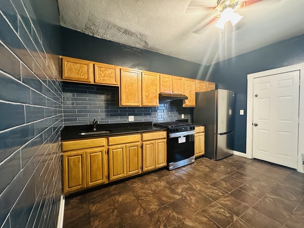 113 Dale Street, Unit 2 Boston, MA 02119 - Photo 3 of 12
