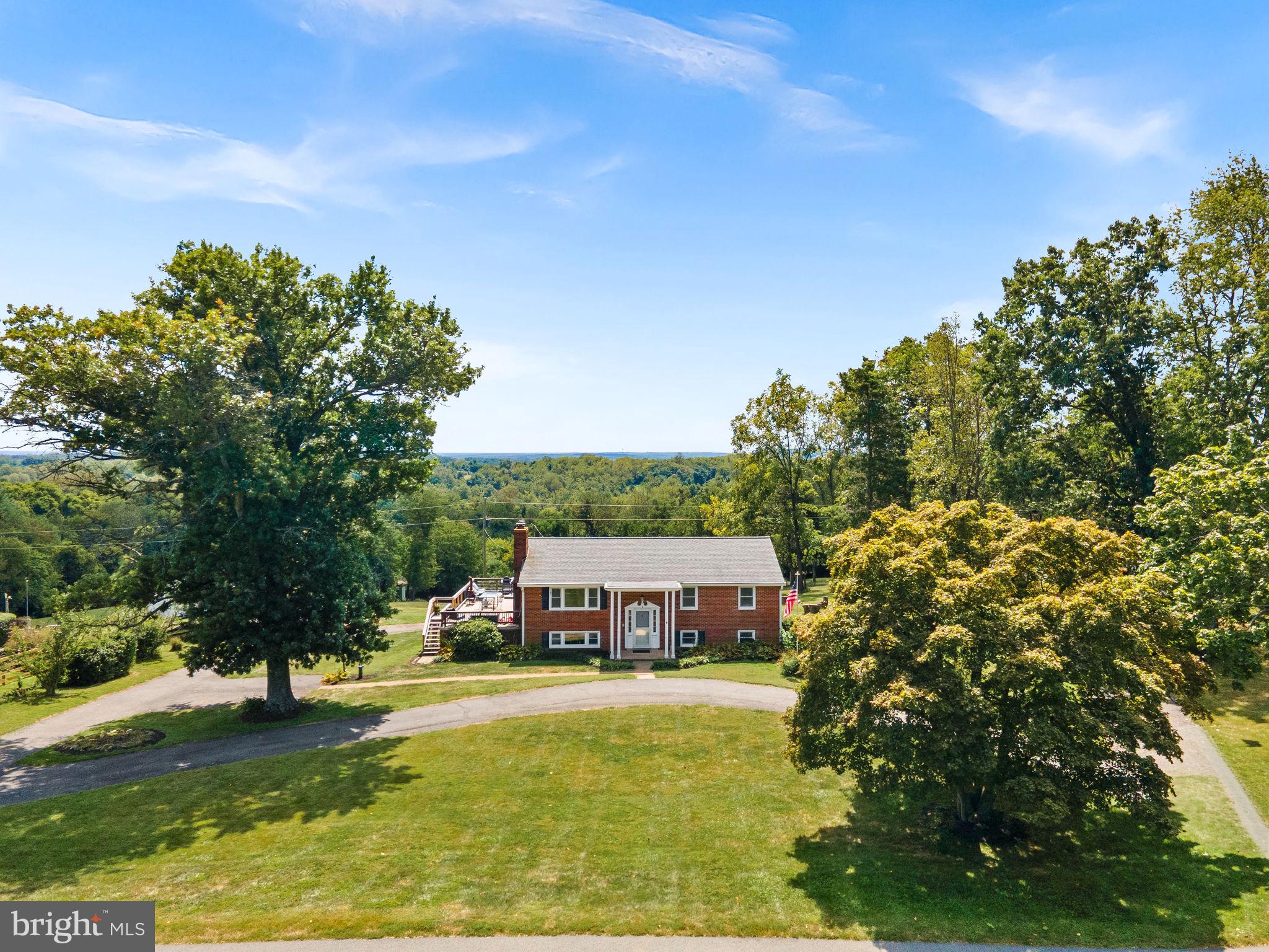 39857 Thomas Mill Road Leesburg, VA 20175 - Photo 2 of 55