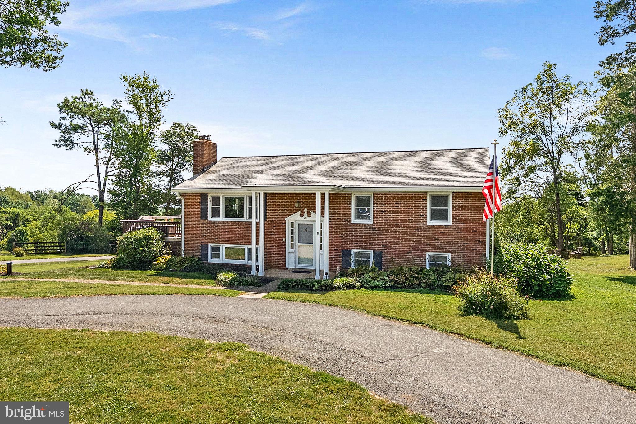 39857 Thomas Mill Road Leesburg, VA 20175 - Photo 5 of 55