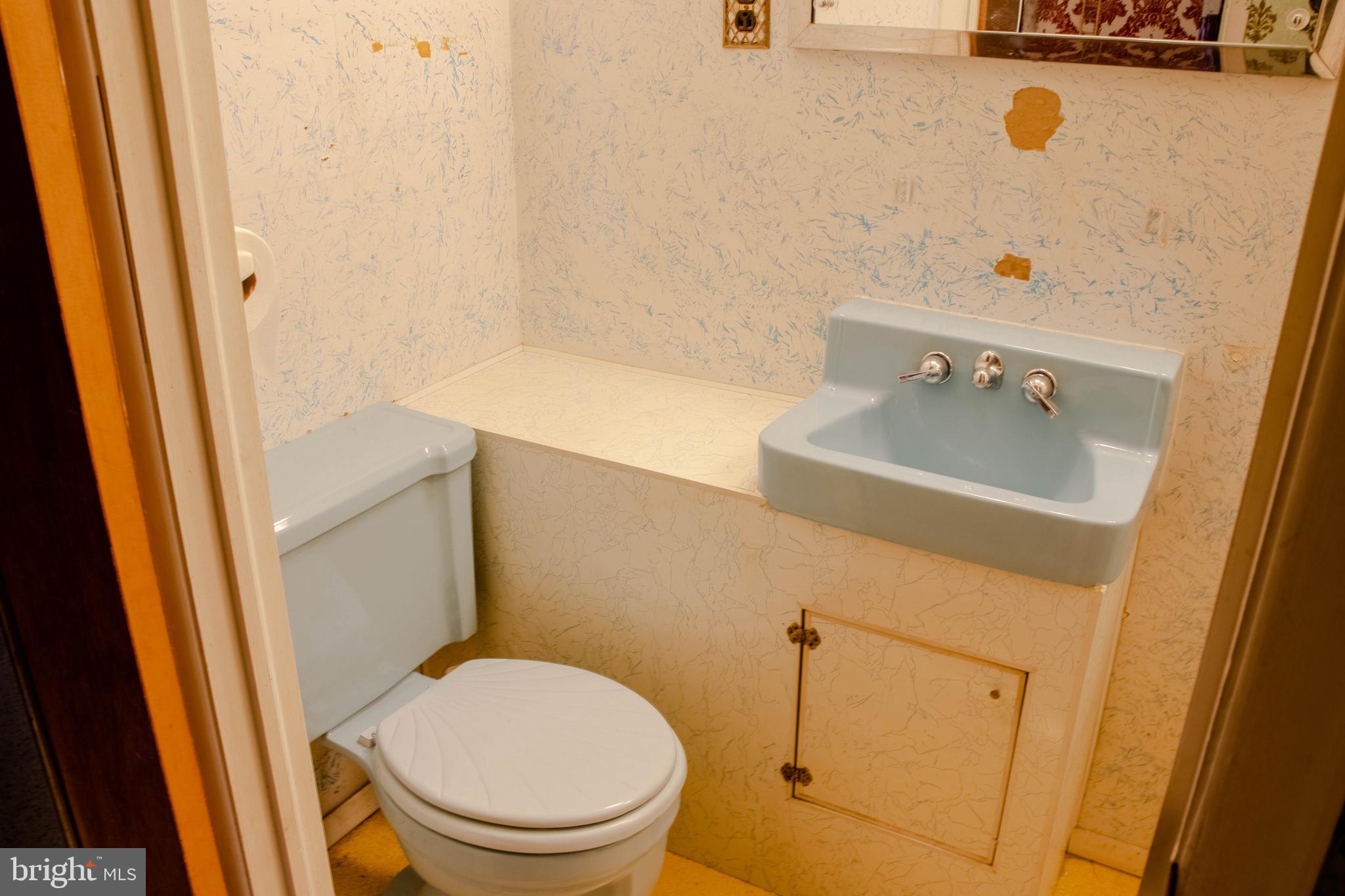 1247 Roundtop Road Odenton, MD 21113 - Photo 14 of 28 Gallery Image 14