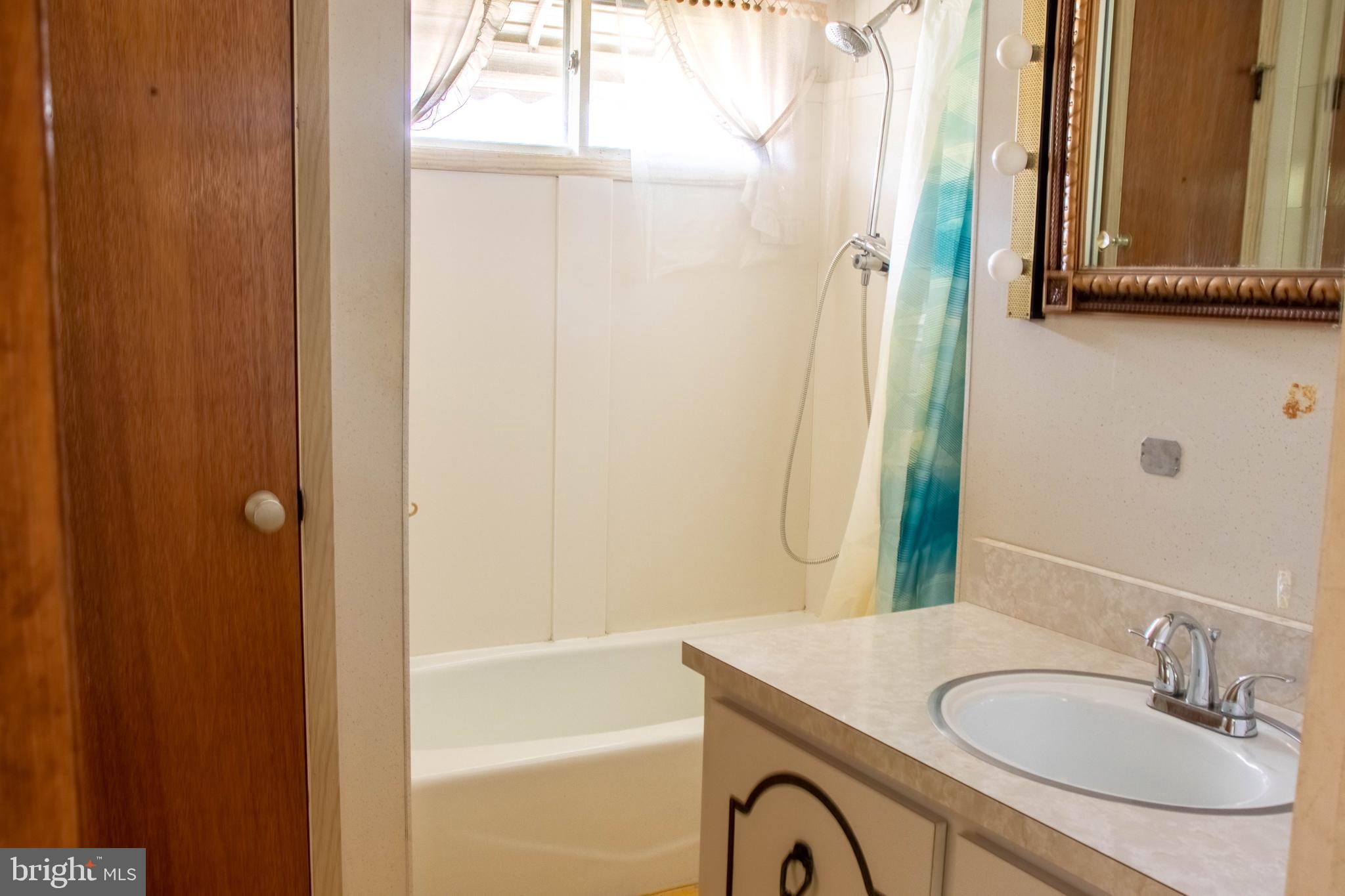 1247 Roundtop Road Odenton, MD 21113 - Photo 10 of 28 Gallery Image 10