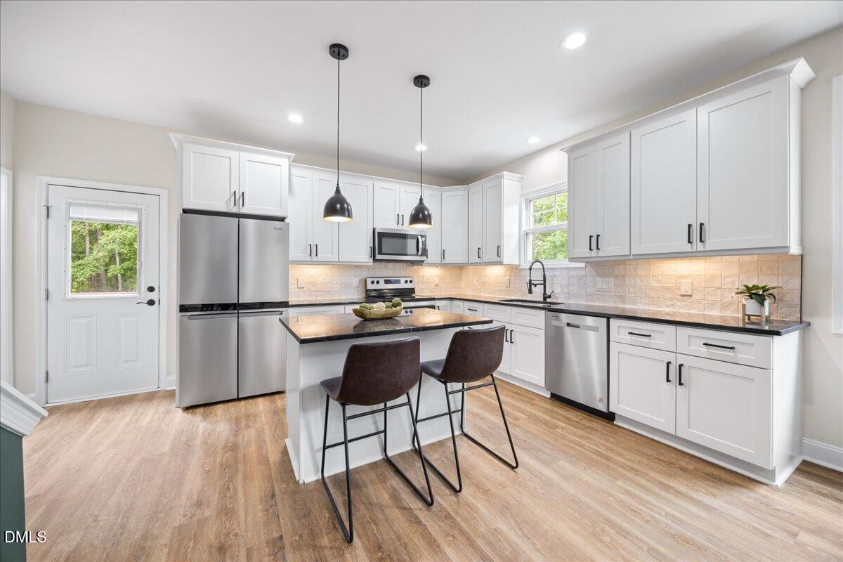689 Berke Thomas Road Sanford, NC 27330 - Photo 11 of 38 09-2A1A9866