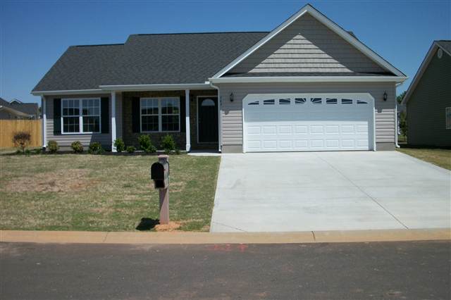 263 Sleepy River Road Simpsonville, SC 29681 - Photo 1 of 1 Gallery Image 1