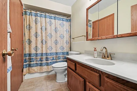 $395,000 | 7912 West Barbara Lane, Frankfort, IL 60423