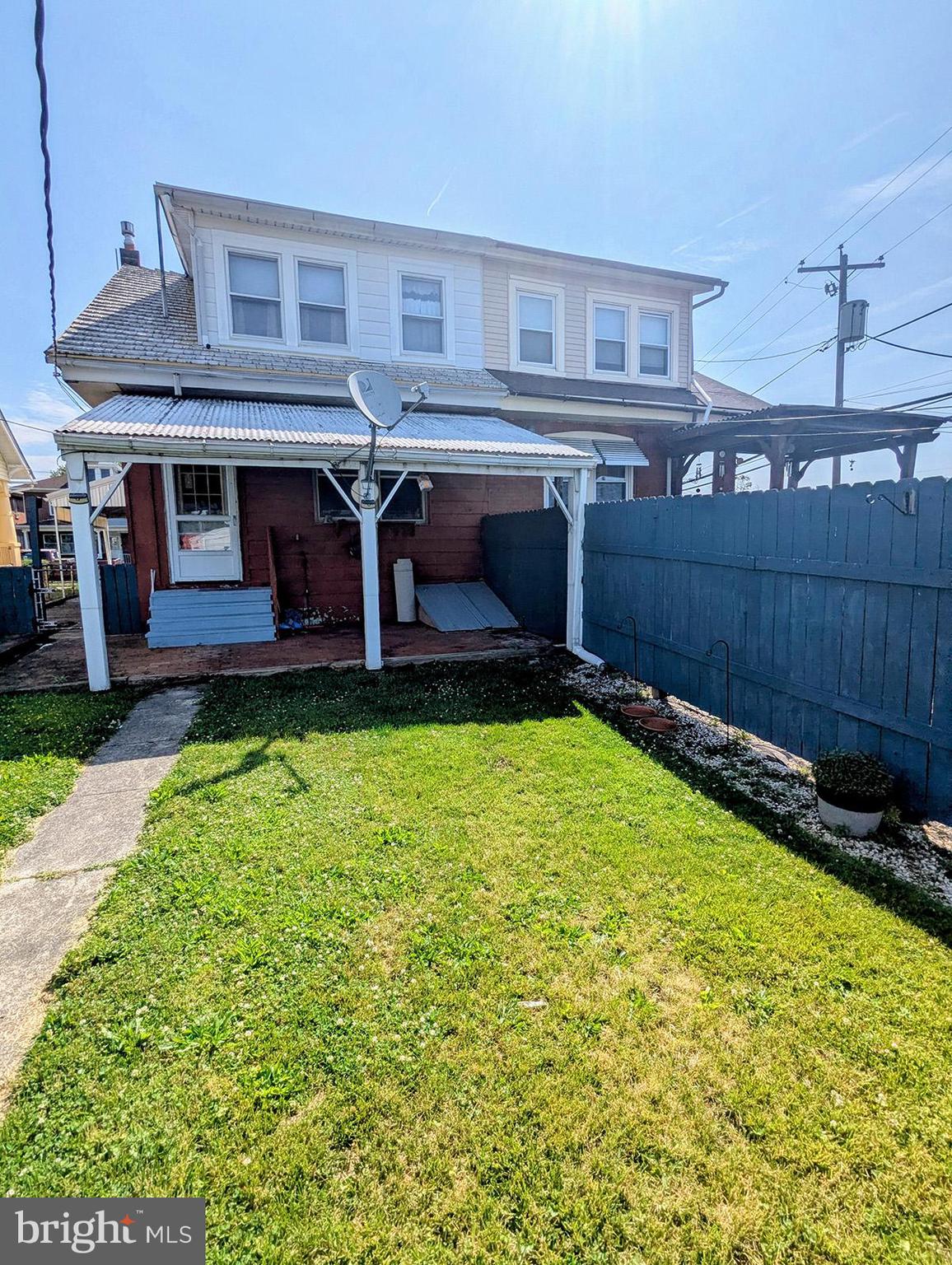 418 Fairview Street Reading, PA 19605 - Photo 30 of 34 Covered brick patio