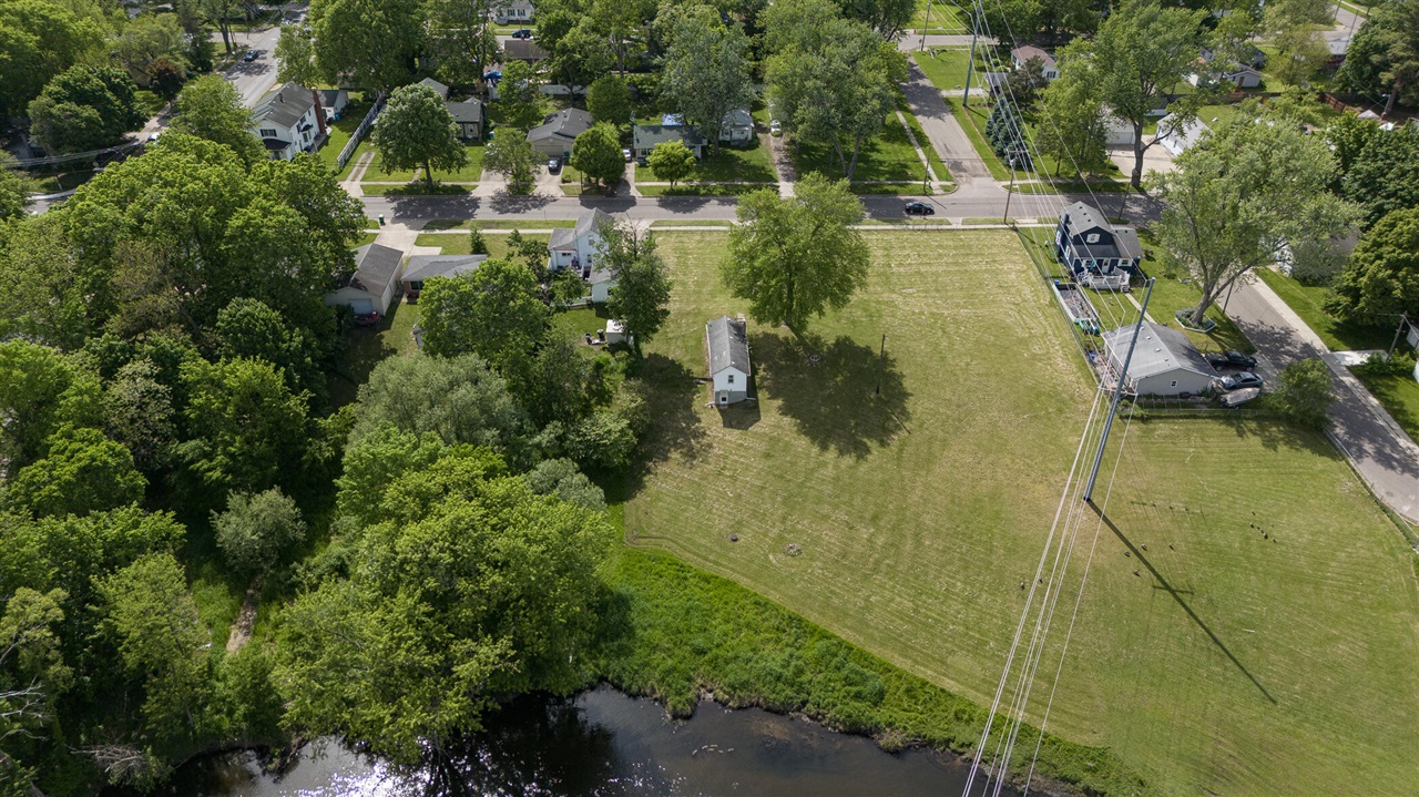 810 Constantine Street Three Rivers, MI 49093 - Photo 35 of 39