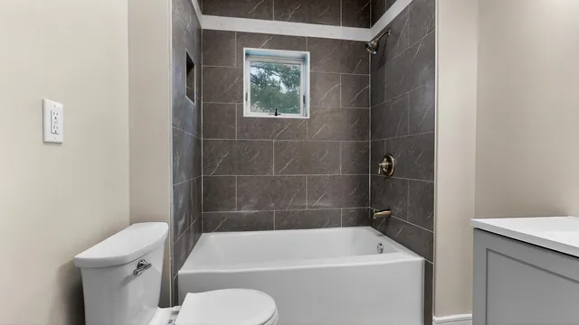 $495,000 | 104 Webb Street, Portland, ME 04102