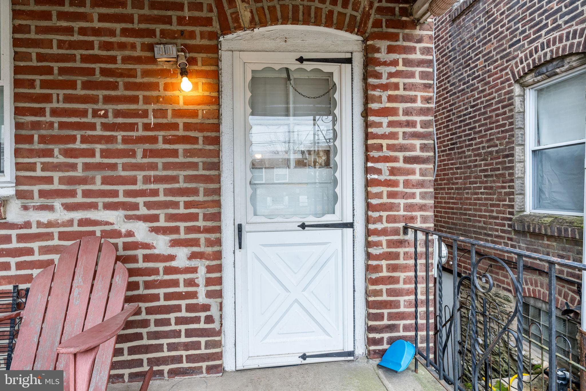 6520 Marsden Street Philadelphia, PA 19135 - Photo 4 of 26 a view of entrance