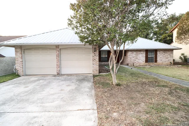 $1,950 | 7227 Trace Buckle Drive, San Antonio, TX 78240