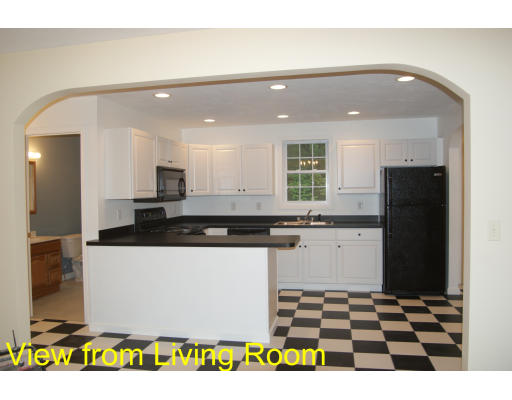 23 Williams Road Holland, MA 01521 - Photo 3 of 11 Gallery Image 3