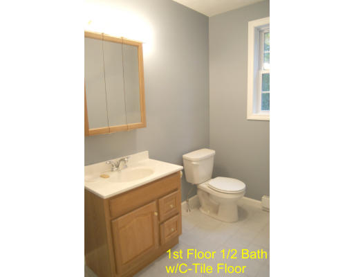 23 Williams Road Holland, MA 01521 - Photo 7 of 11 Gallery Image 7