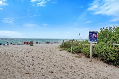 $3,875 | 6515 Collins Avenue, Unit 1110, Miami Beach, FL 33141