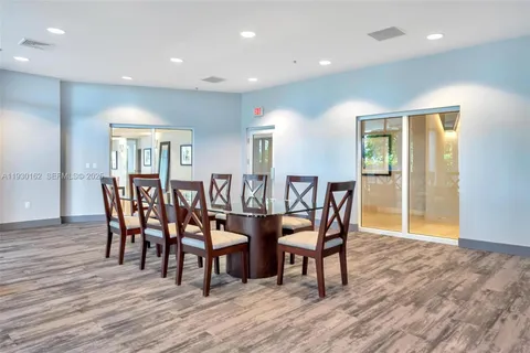 $3,875 | 6515 Collins Avenue, Unit 1110, Miami Beach, FL 33141