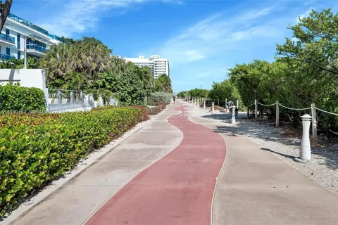 $3,875 | 6515 Collins Avenue, Unit 1110, Miami Beach, FL 33141