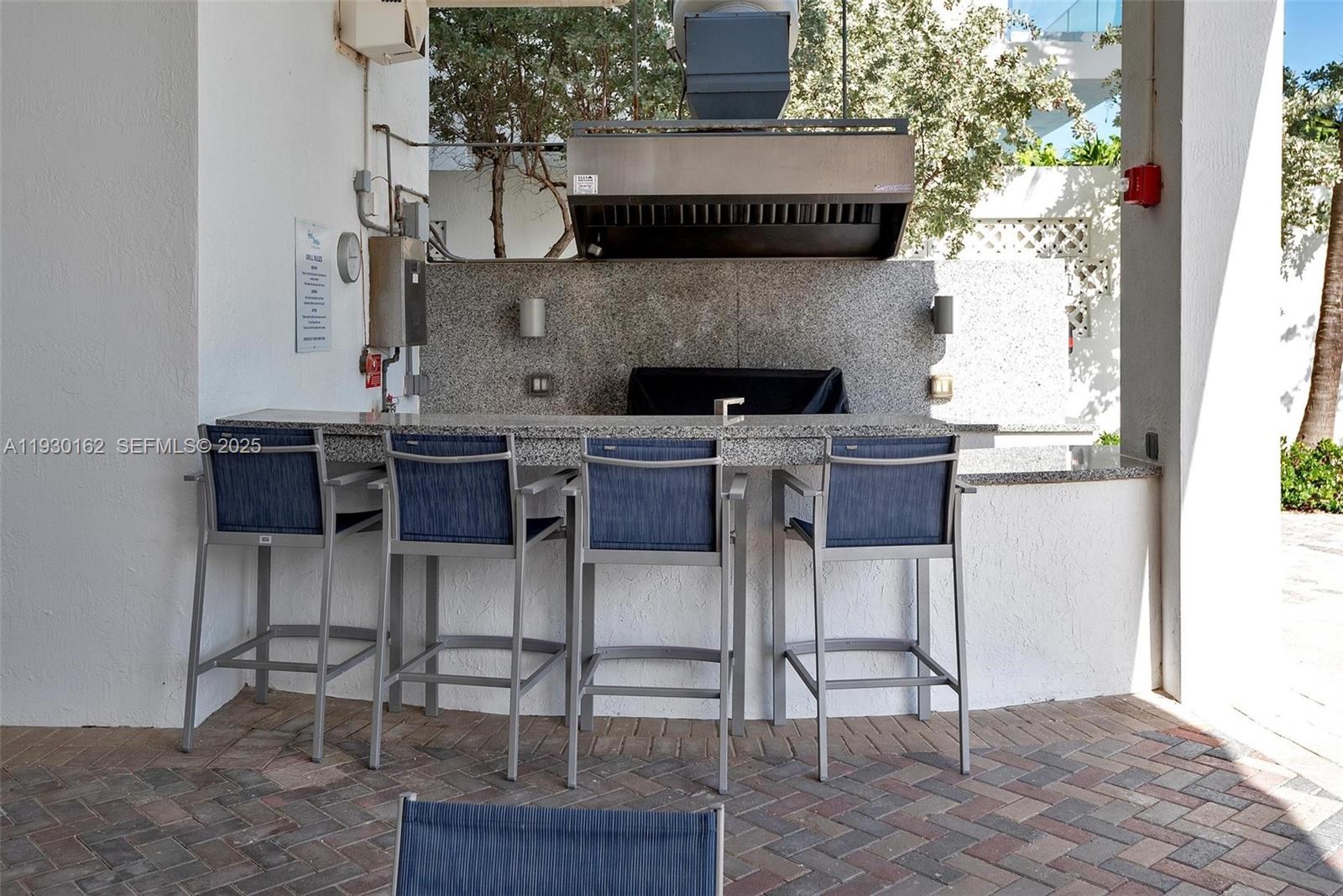 6515 Collins Avenue, Unit 1110 Miami Beach, FL 33141 - Photo 38 of 42