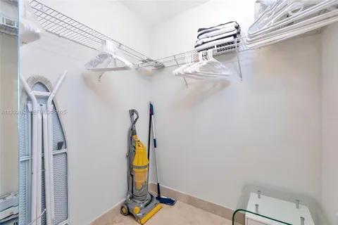 $3,875 | 6515 Collins Avenue, Unit 1110, Miami Beach, FL 33141