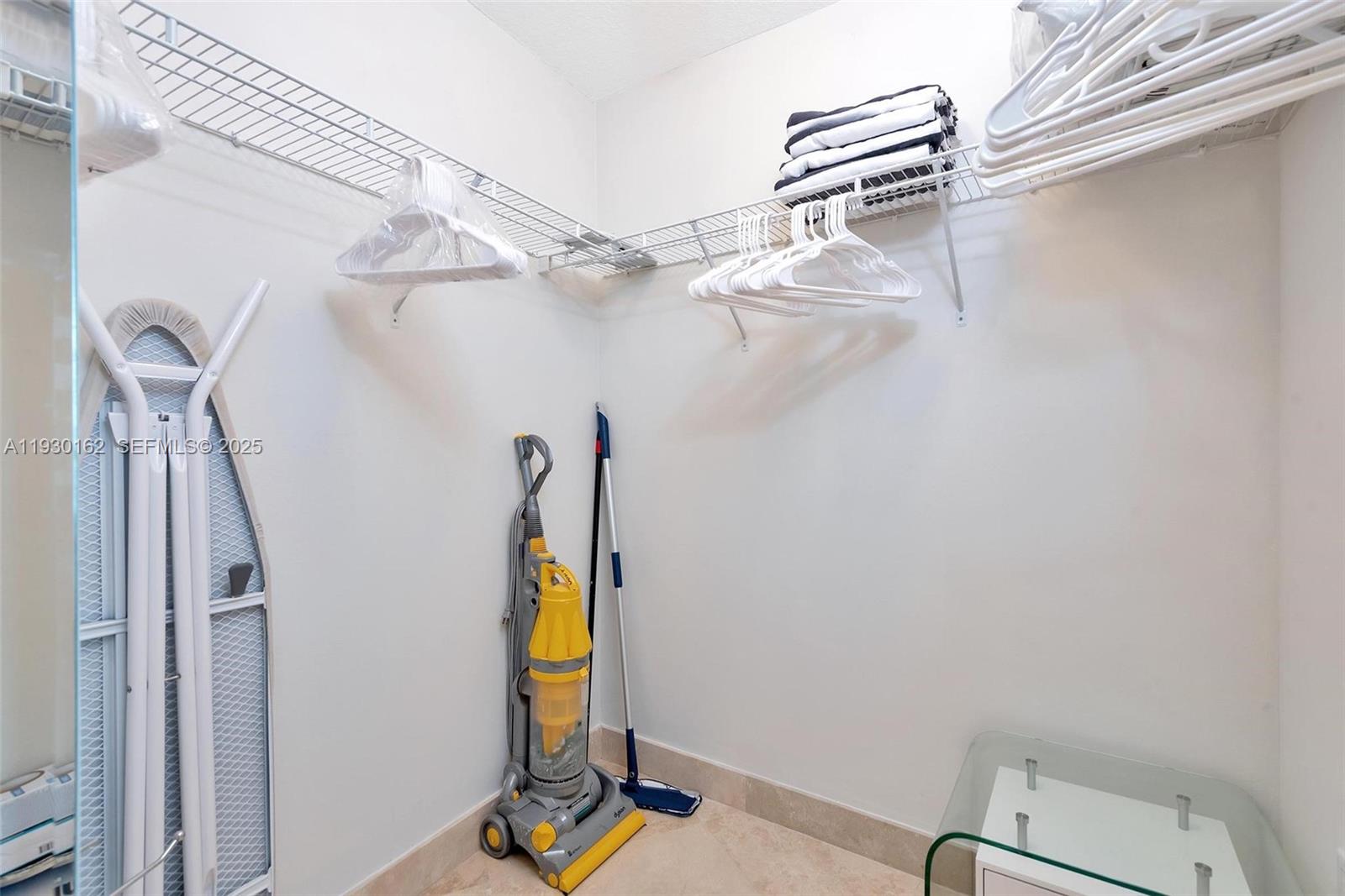 6515 Collins Avenue, Unit 1110 Miami Beach, FL 33141 - Photo 9 of 42