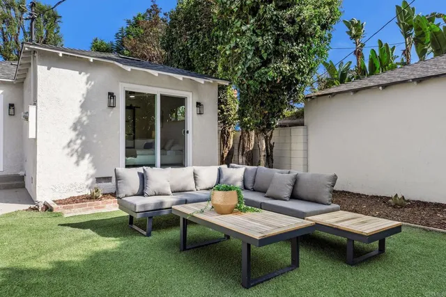 $1,349,000 | 14362 Collins Street, Sherman Oaks, CA 91401