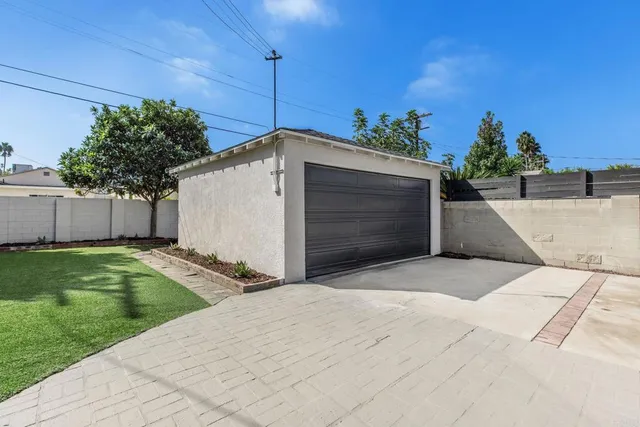 $1,349,000 | 14362 Collins Street, Sherman Oaks, CA 91401