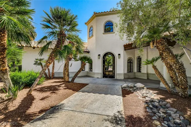 $280,000 | 4810 Black Bear Road, Unit 202, Las Vegas, NV 89149