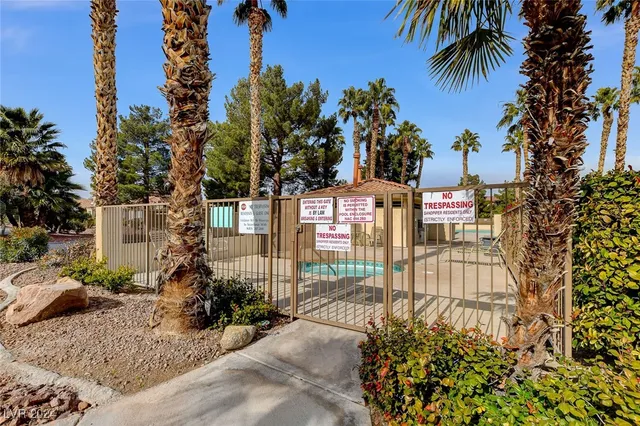 $280,000 | 4810 Black Bear Road, Unit 202, Las Vegas, NV 89149