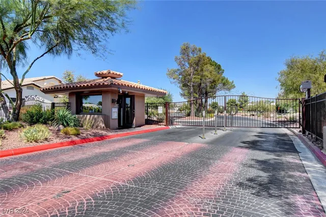 $280,000 | 4810 Black Bear Road, Unit 202, Las Vegas, NV 89149