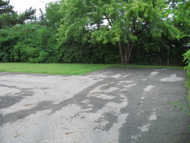3887 Beulah Road Columbus, OH 43224 - Photo 3 of 9 Gallery Image 3