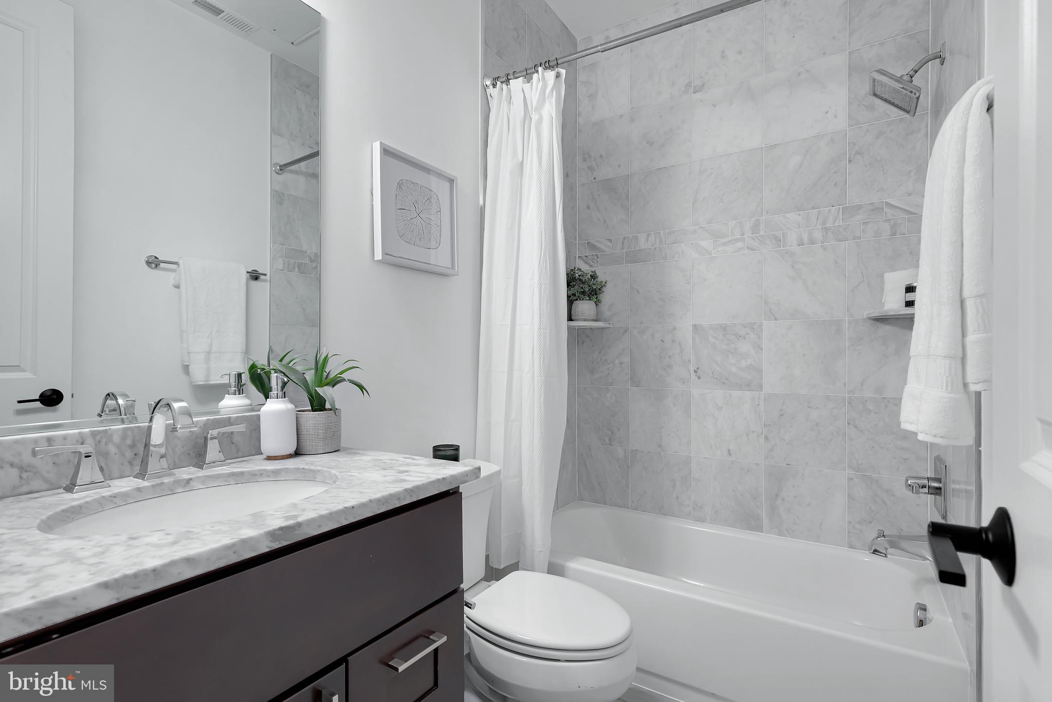 1619 Constitution Avenue Northeast, Unit 1 Washington, DC 20002 - Photo 8 of 19