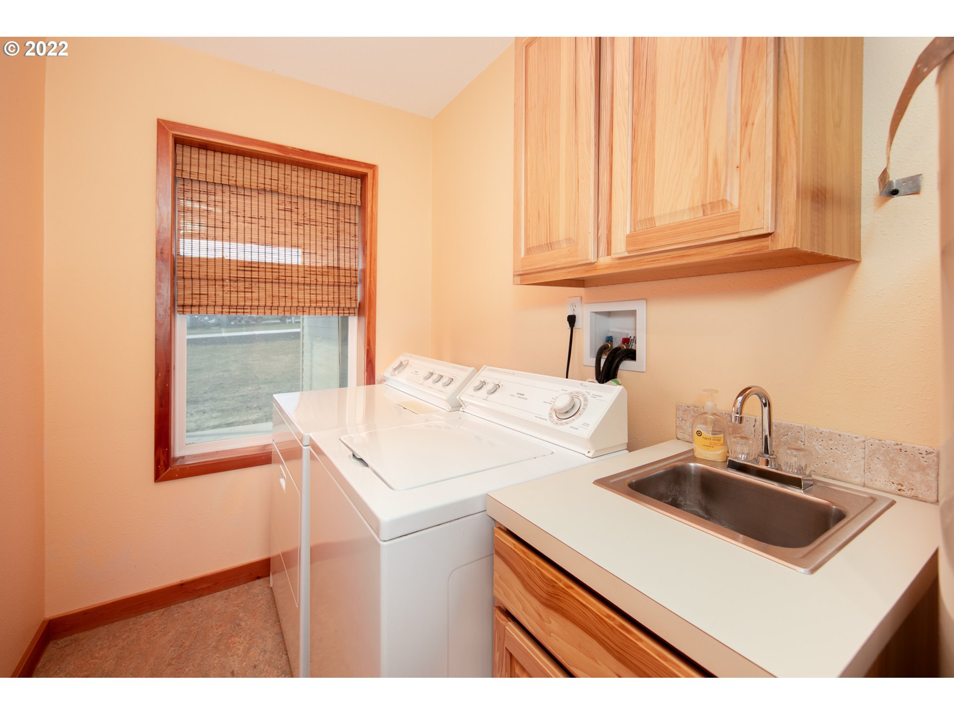 1431 Fish Tail Road Maupin, OR 97037 - Photo 13 of 20 Gallery Image 13