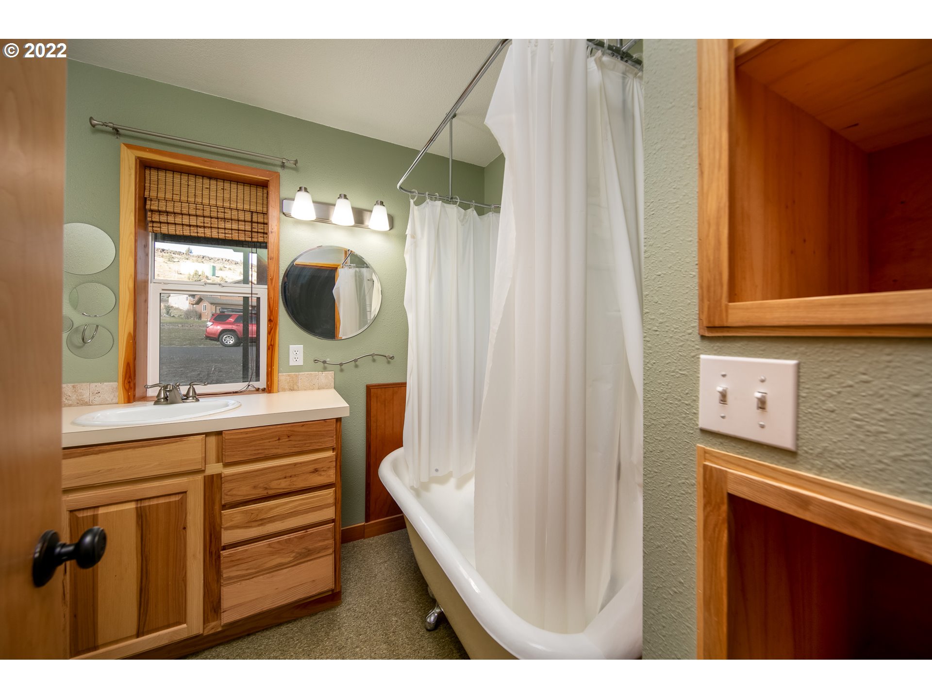 1431 Fish Tail Road Maupin, OR 97037 - Photo 15 of 20 Gallery Image 15