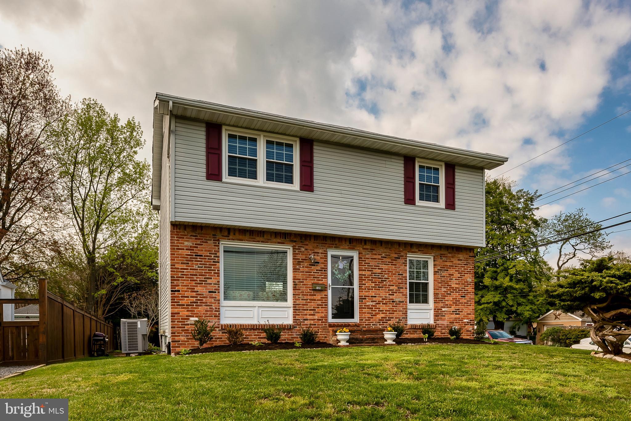 135 Farragut Road Annapolis, MD 21401 - Photo 1 of 26 Front yard