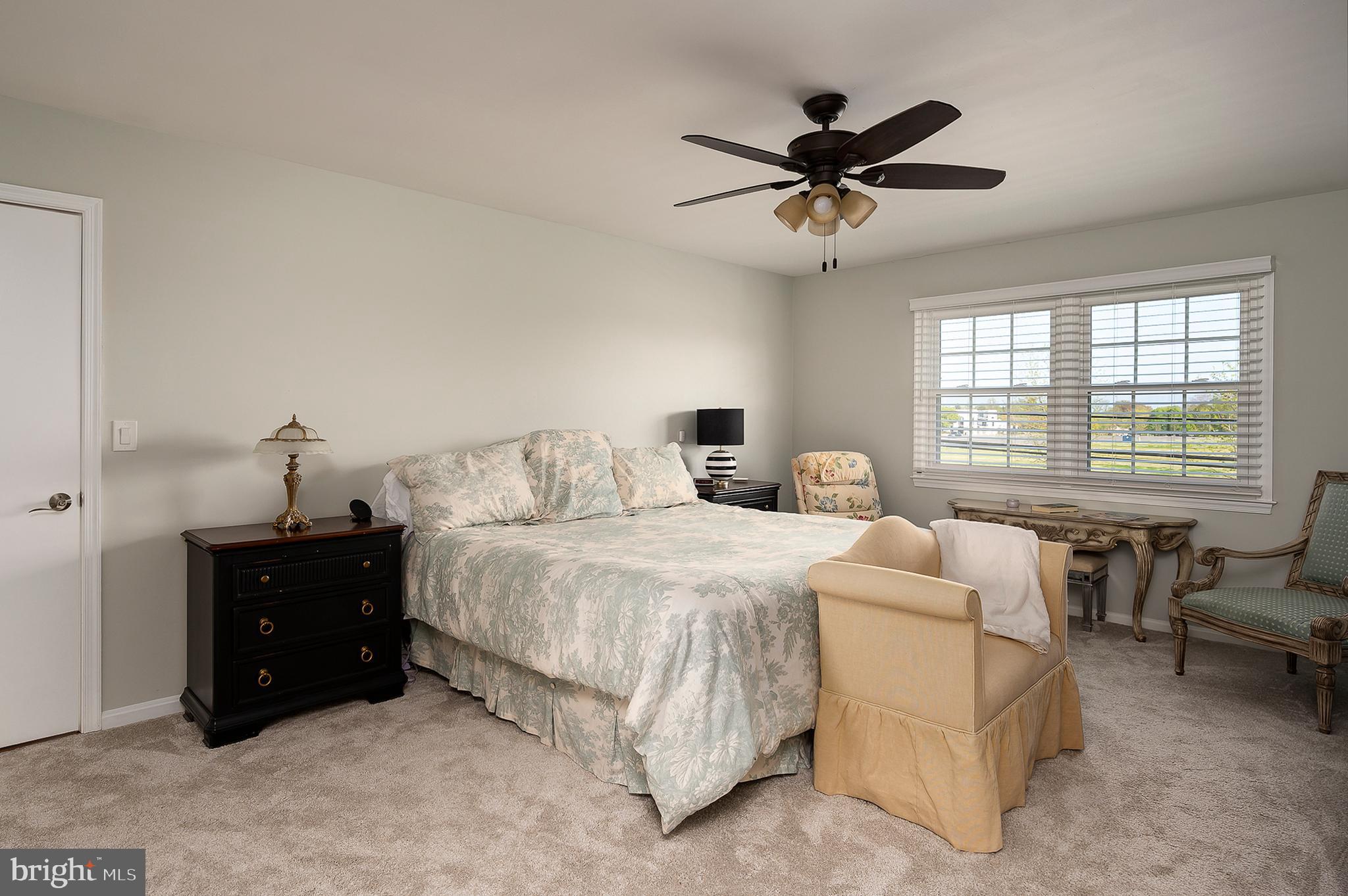 135 Farragut Road Annapolis, MD 21401 - Photo 13 of 26 Master bedroom