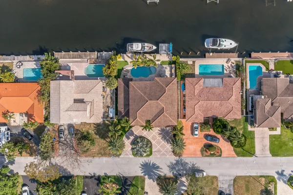 an aerial view of multiple house