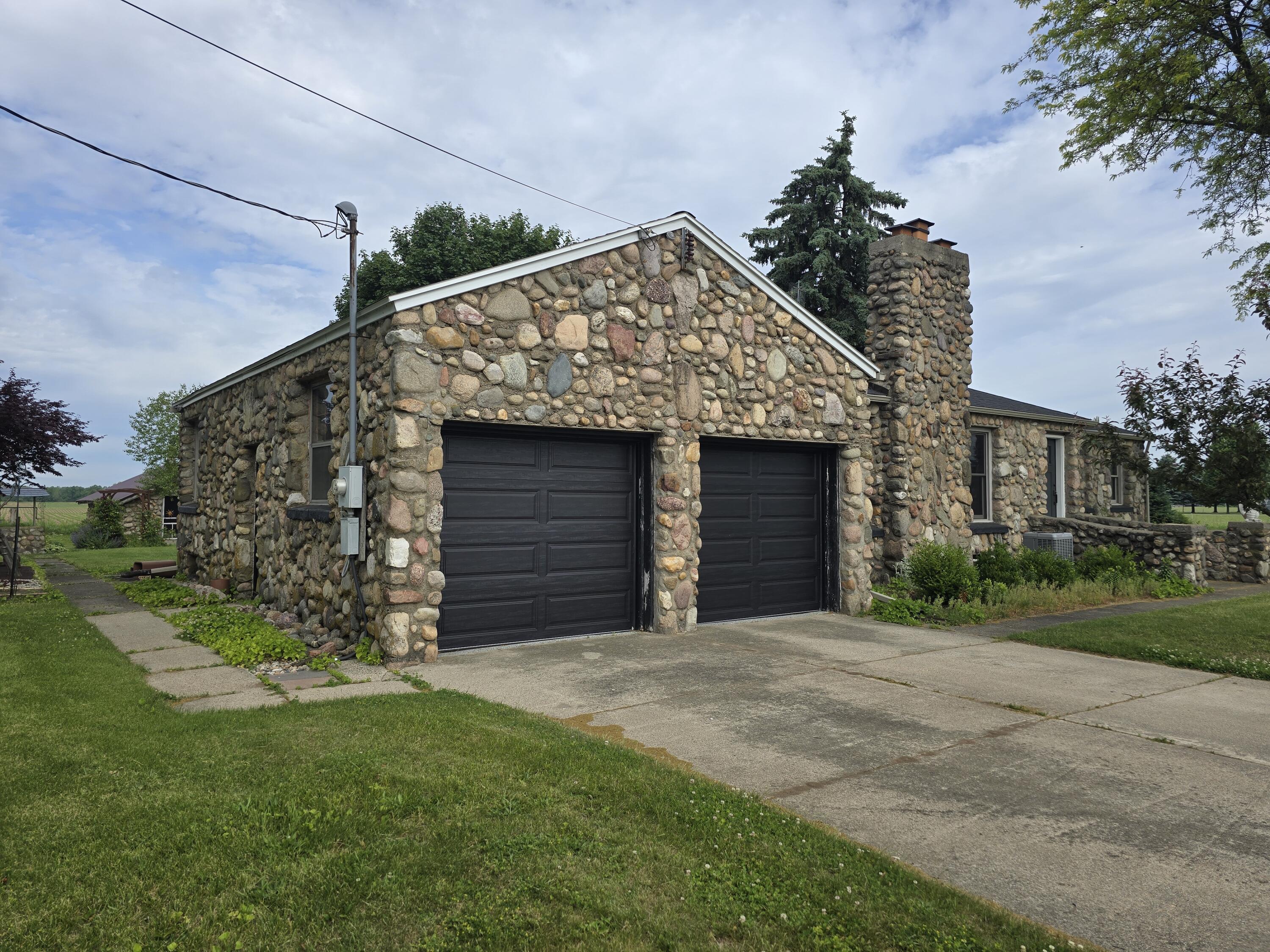 68482 North White School Road Sturgis, MI 49091 - Photo 4 of 62 1000080694