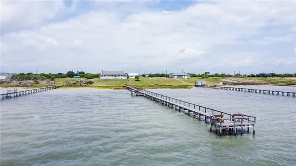 $710,000 | 2006 1st Street, Bayside, TX 78340