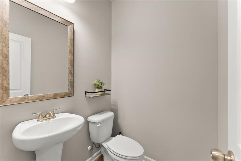 5201 Fox Den Road Oakwood, GA 30566 - Photo 14 of 44