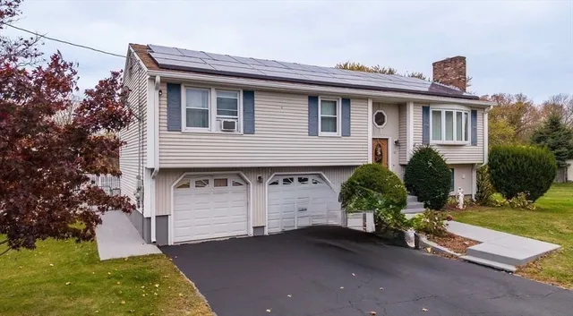 $599,000 | 57 Mohawk Drive, Seekonk, MA 02771