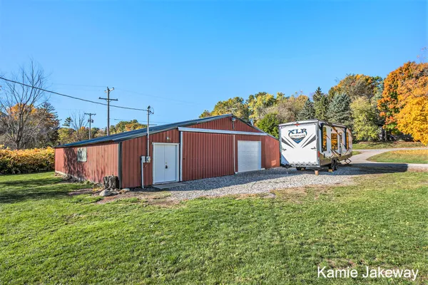 $415,000 | 11884 Old Belding Road Northeast, Belding, MI 48809
