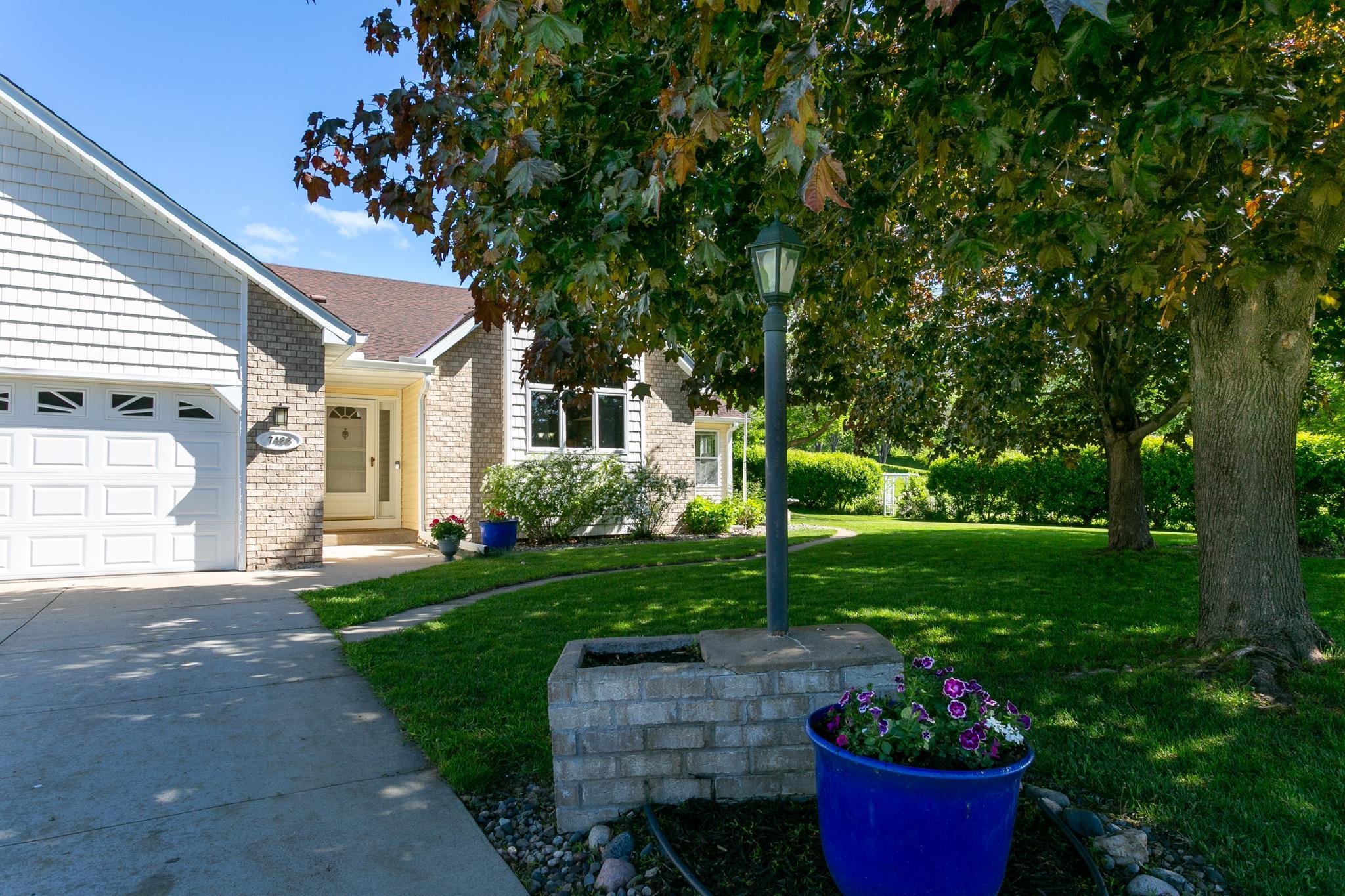 7488 Newbury Road Woodbury, MN 55125 - Photo 38 of 39