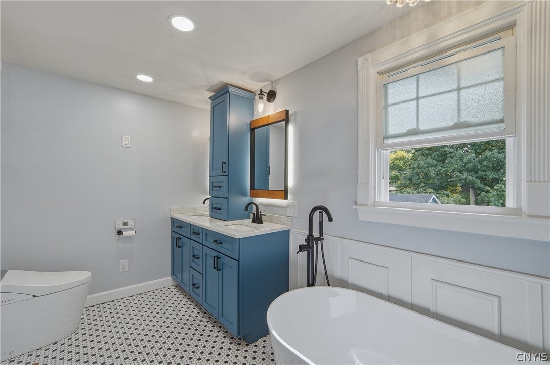 203 Riverdale Road Liverpool, NY 13090 - Photo 25 of 47 Gallery Image 25