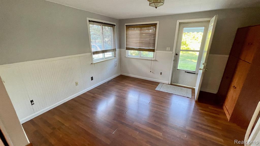 3033 West Stanley Road Mount Morris, MI 48458 - Photo 14 of 36