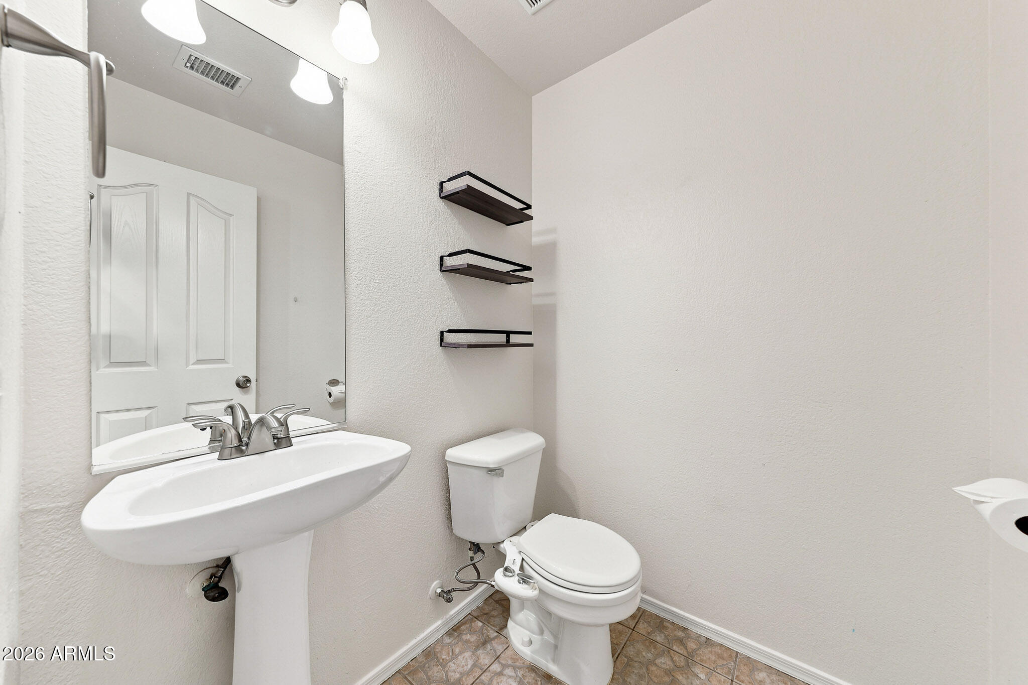 10828 West Monte Vista Road Avondale, AZ 85392 - Photo 15 of 32 Downstairs bath