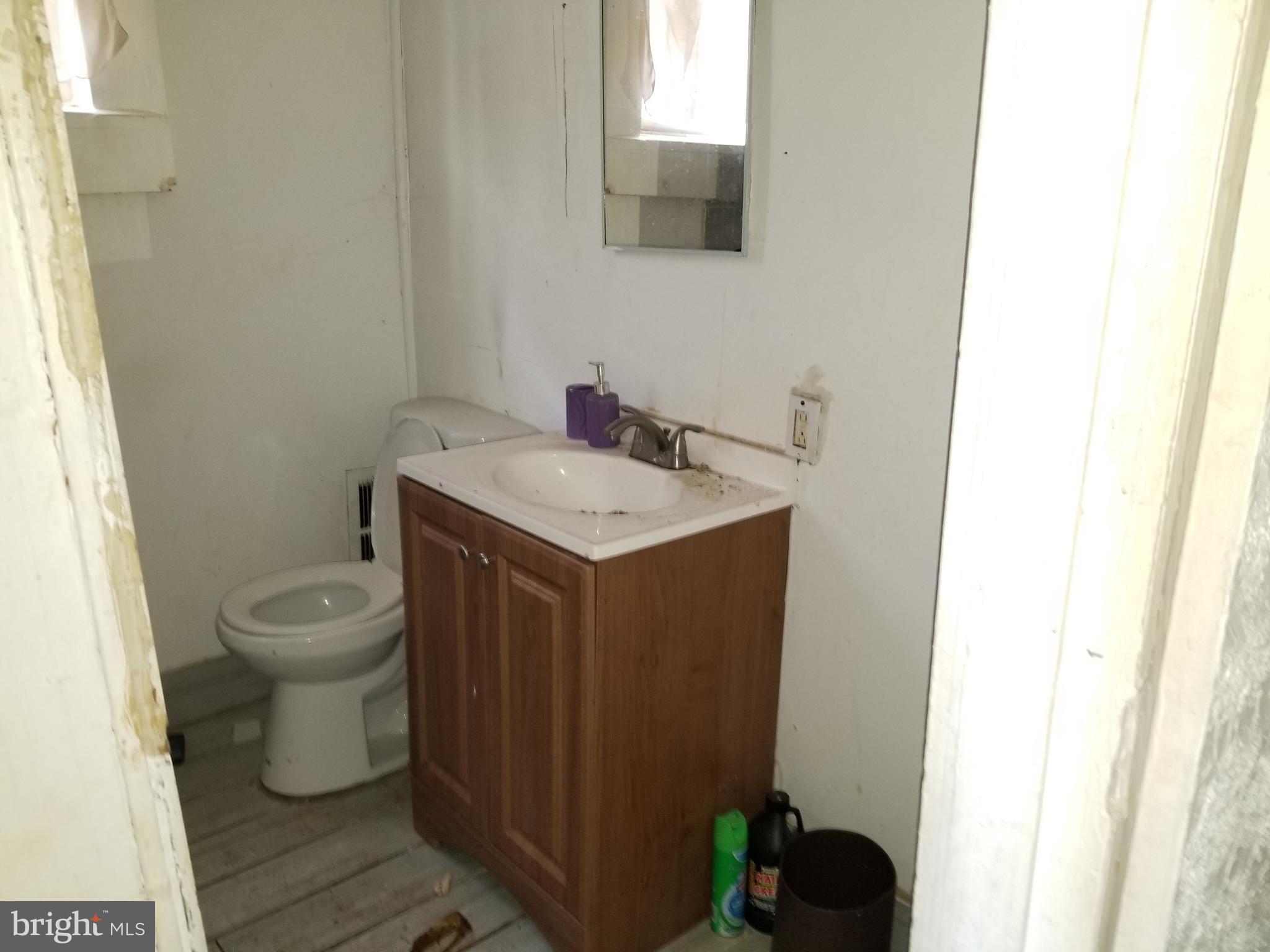 3007 Presstman Street Baltimore, MD 21216 - Photo 7 of 14